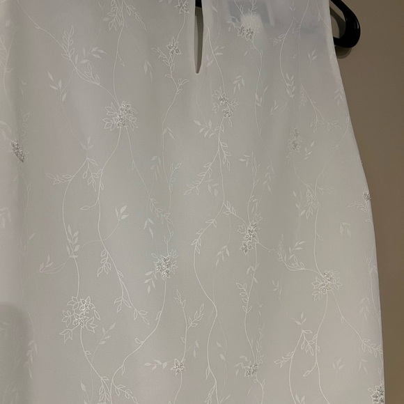 Rena Rowan Ivory A Line Key Hole Back Sleeveless Beaded Floral Design Size 12 - Picture 5 of 7